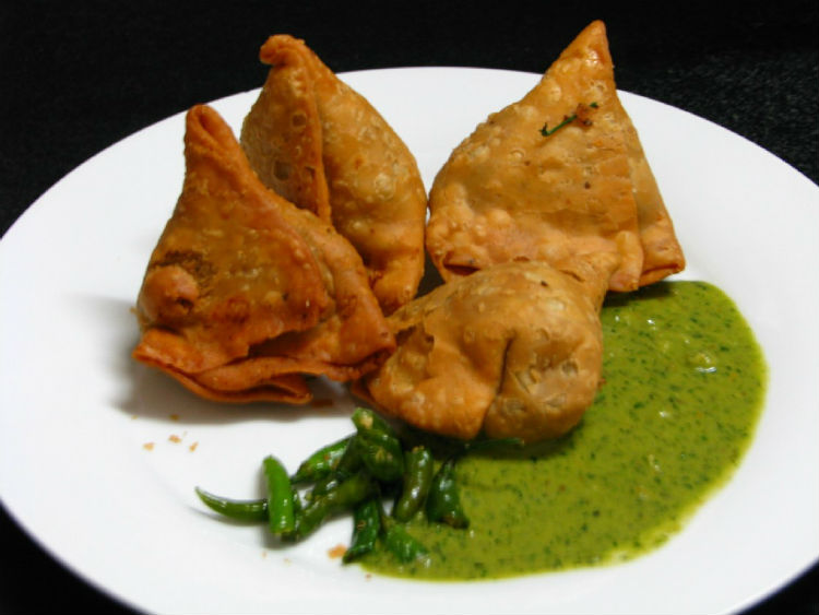 Foodista Recipes Cooking Tips And Food News Vegetable Samosas